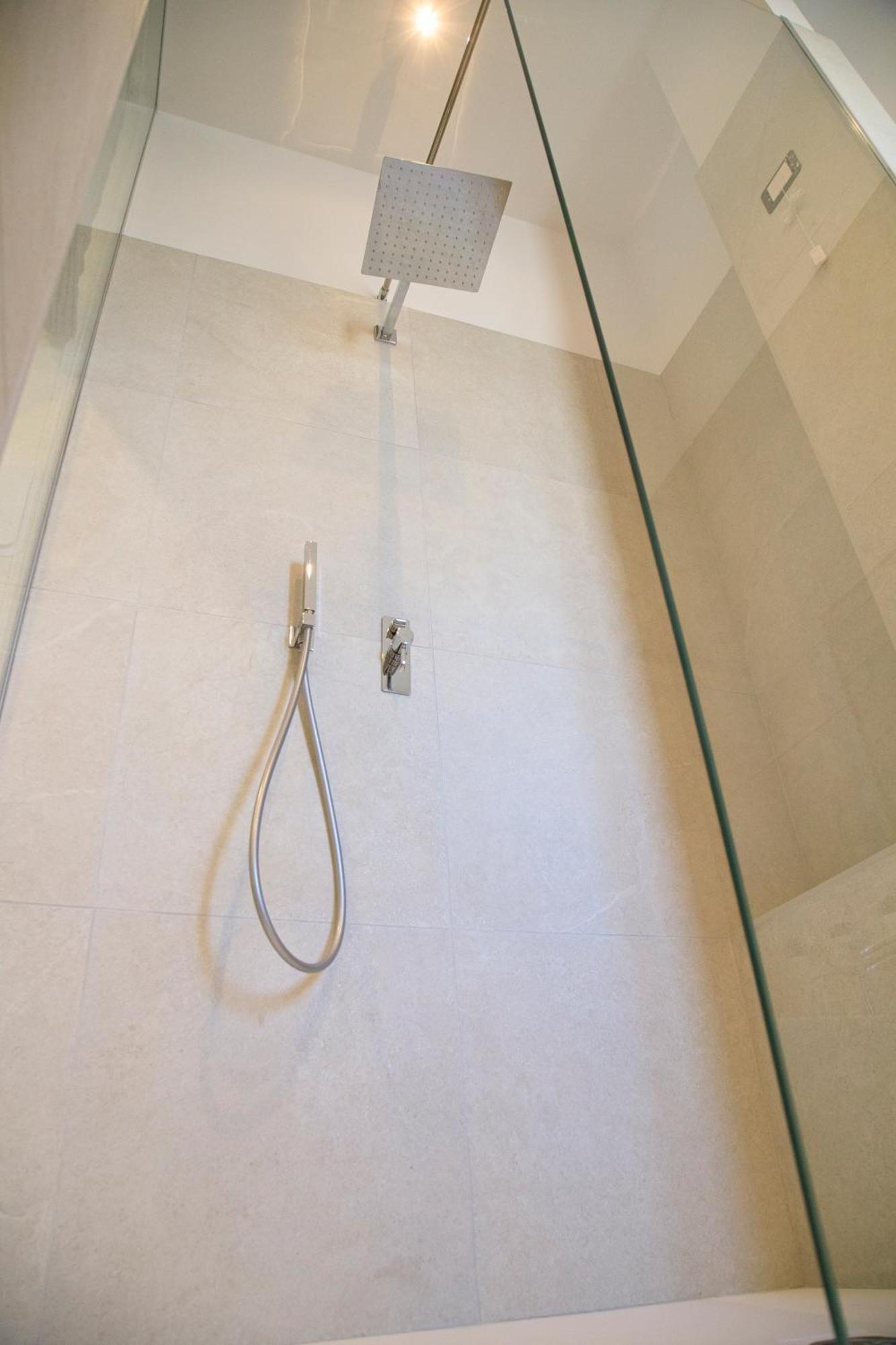 Hotel Domus Vivian Montecorvino Pugliano Zewnętrze zdjęcie