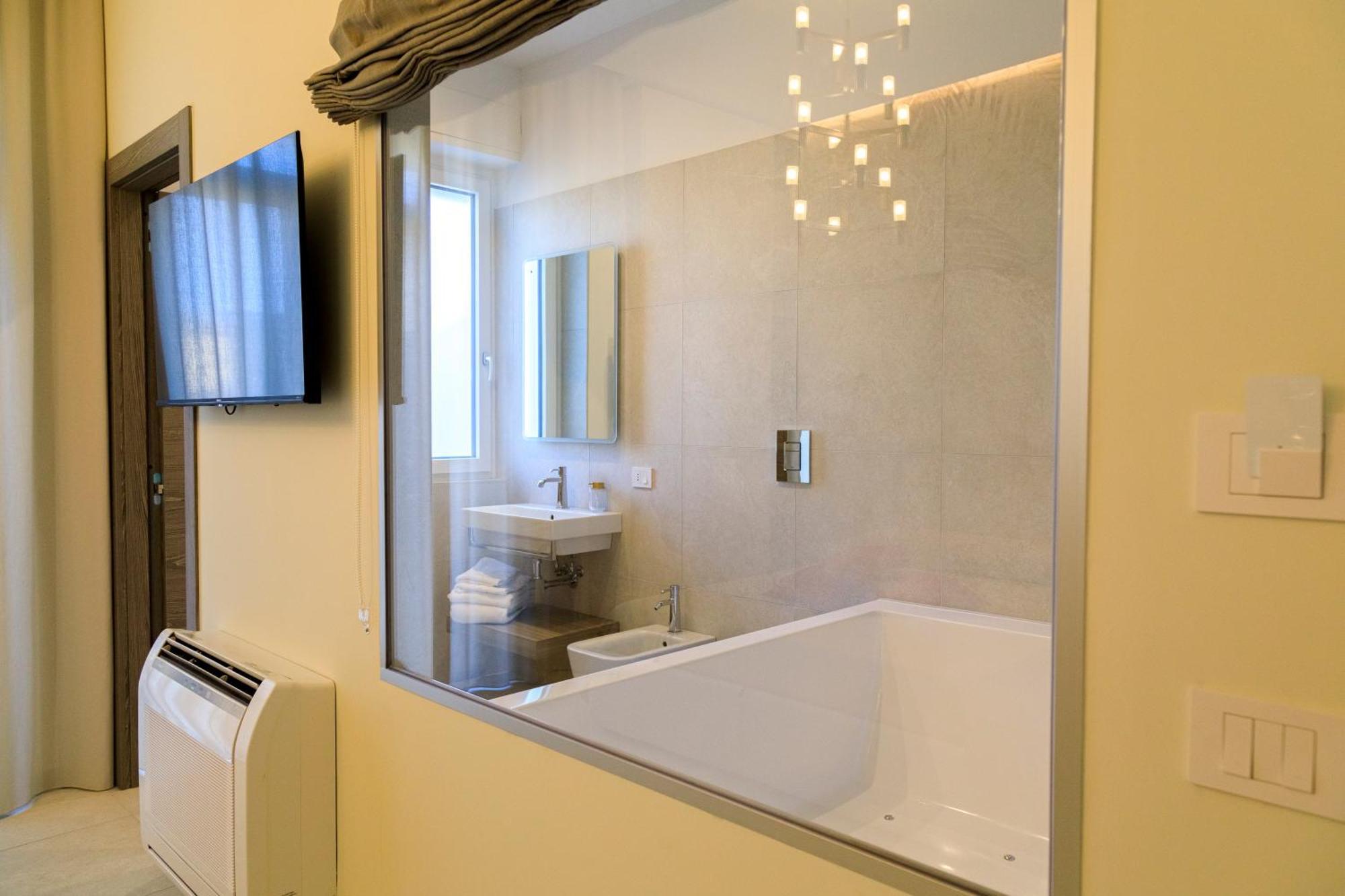 Hotel Domus Vivian Montecorvino Pugliano Zewnętrze zdjęcie