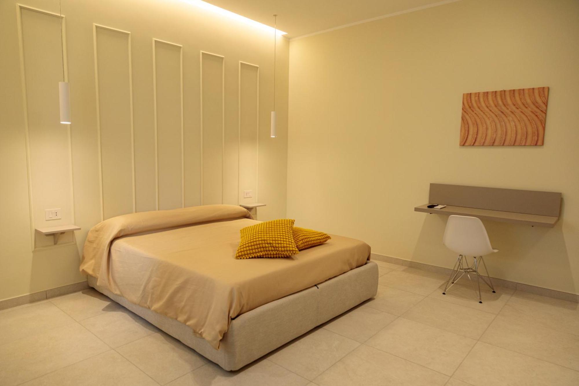 Hotel Domus Vivian Montecorvino Pugliano Zewnętrze zdjęcie