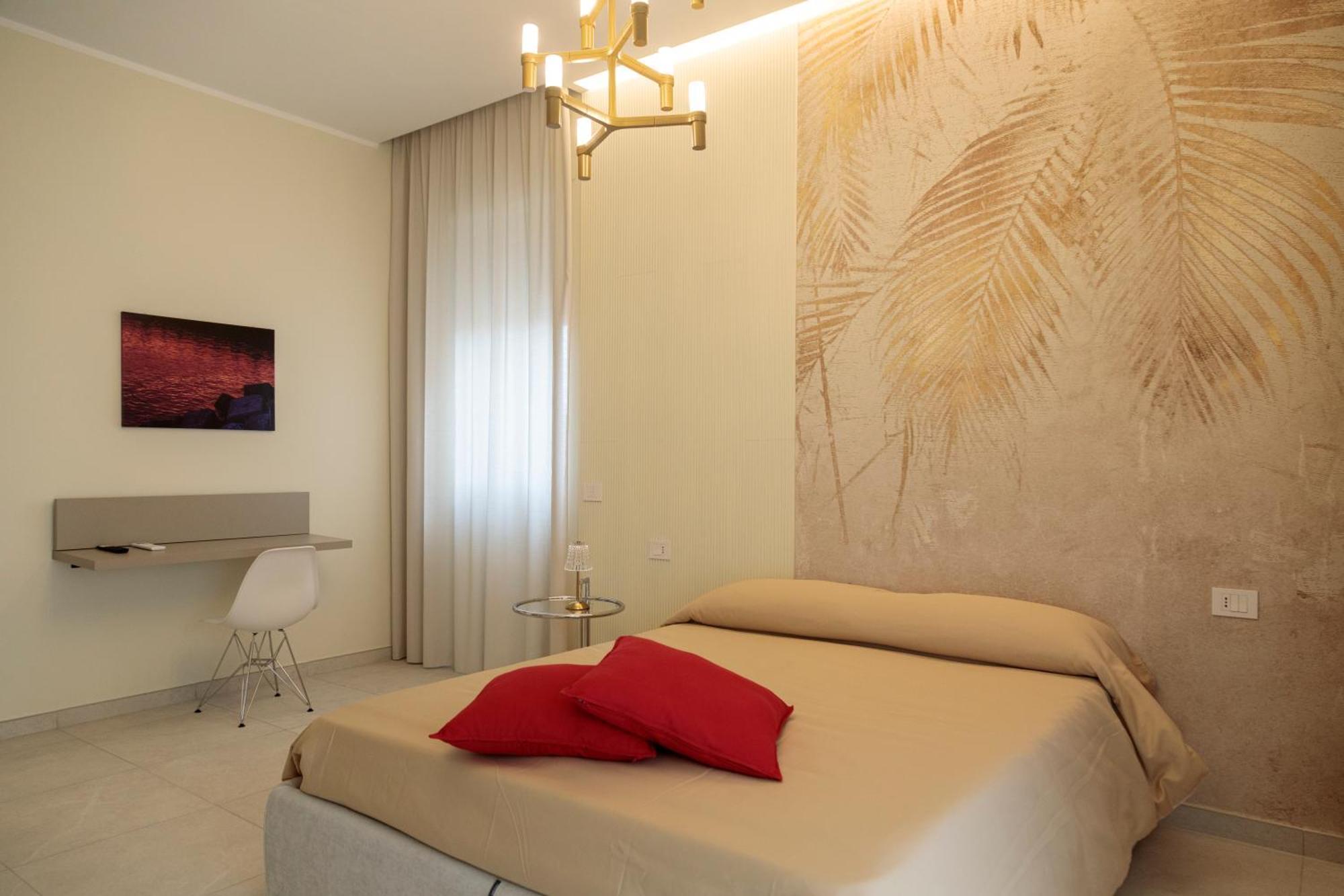 Hotel Domus Vivian Montecorvino Pugliano Zewnętrze zdjęcie